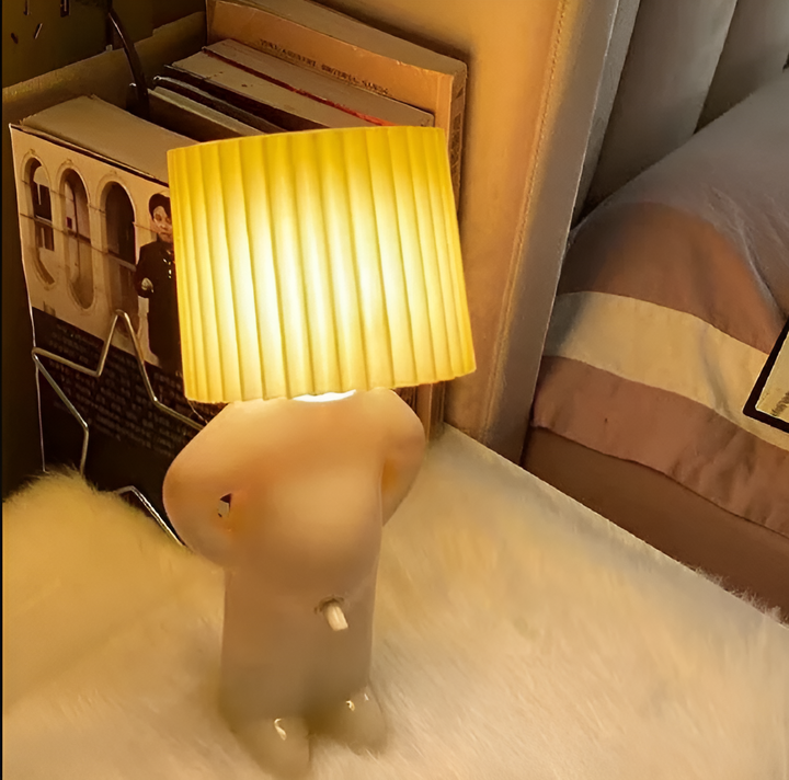 Bordlampe - Kreativ lille genert dreng LED lampe