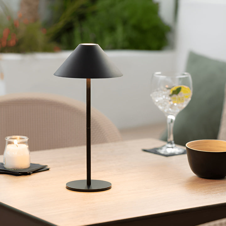 LumiLuxe - Dæmpbar nordisk kegleformet LED bordlampe med touchkontrol
