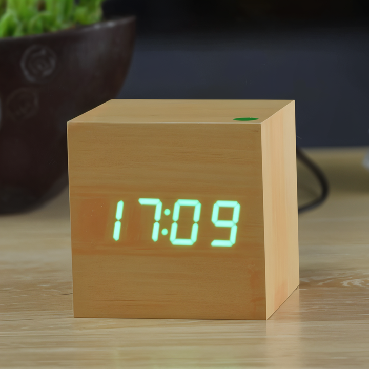 Digital LED Ur - Terning Ur - Træ Ur