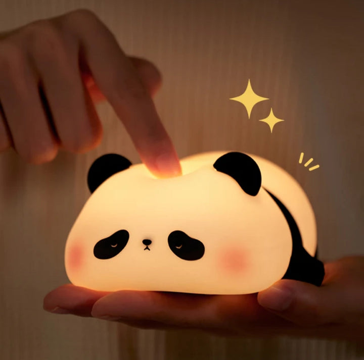 CuddlePanda Natlys - farverig LED Panda til børn