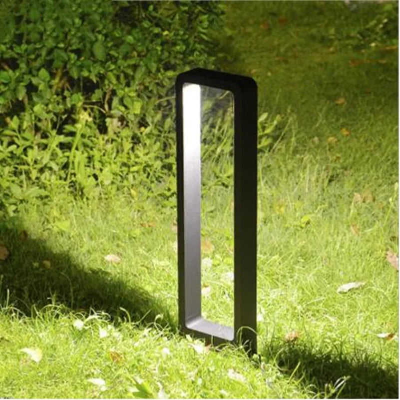AluGlanz – Moderne Aluminium Gulvlampe