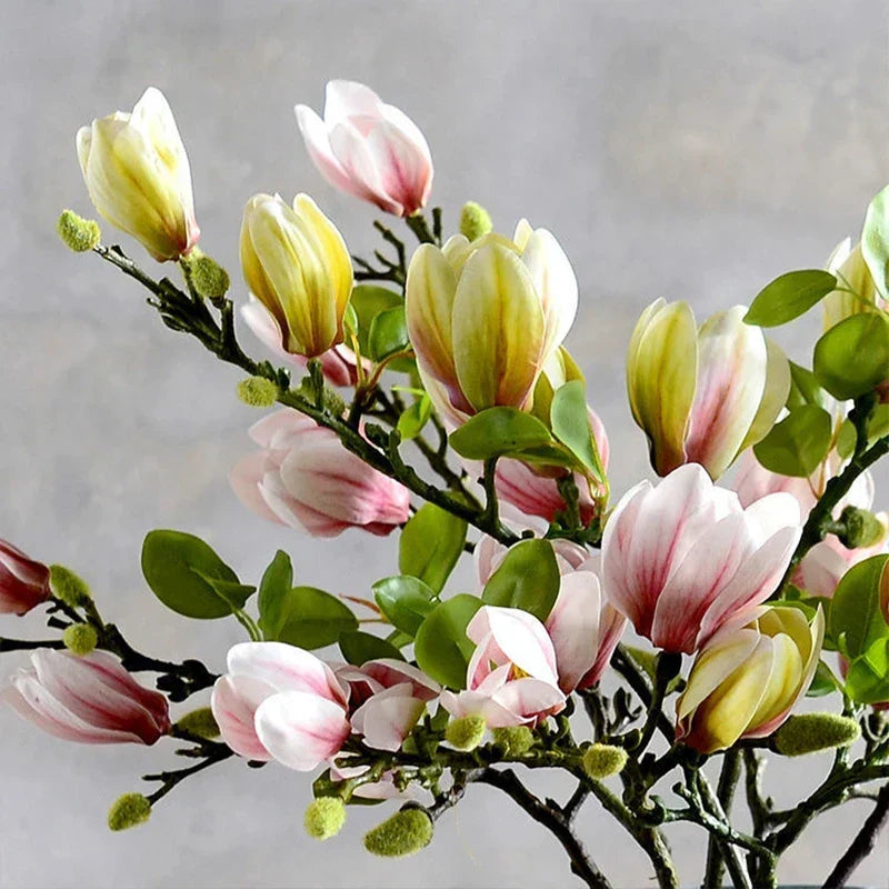 Livagtige kunstige magnoliagrene