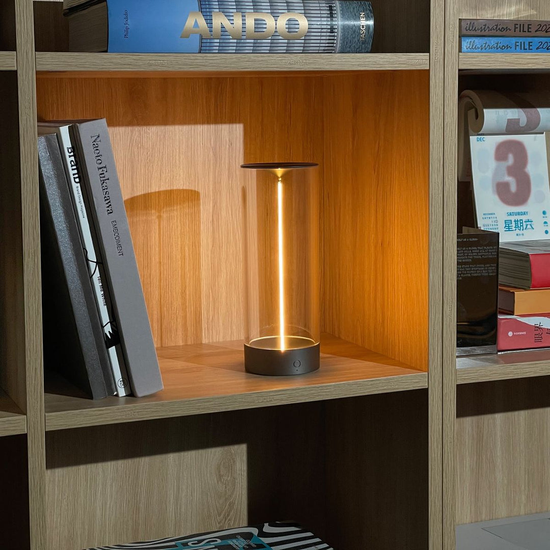 GlowBright | Bærbar LED-lampe med trådløs design