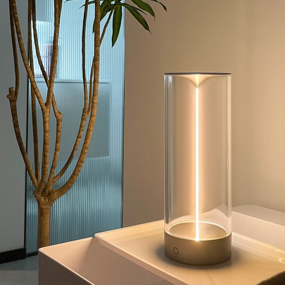GlowBright | Bærbar LED-lampe med trådløs design