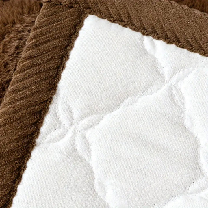 Luksuriøs Plush Diamant Stitched Sofa Cover