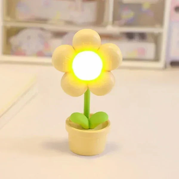 Sød Blomst Natlampe til Børn – LED Bordlampe i Blomsterdesign til Børneværelset