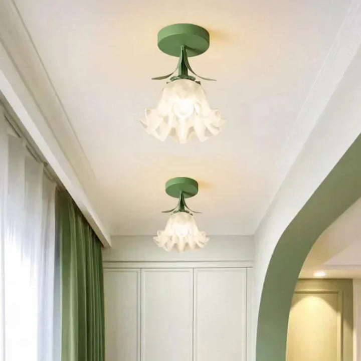 Moderne loftlampe med elegant design