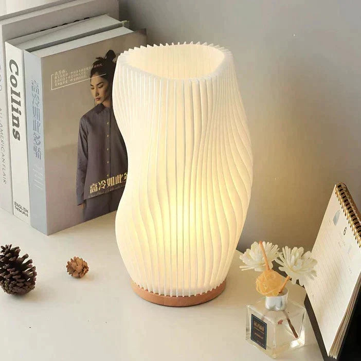 USB-Drevet &amp; Elegant Bølge-Design Bordlampe | WaveGlow