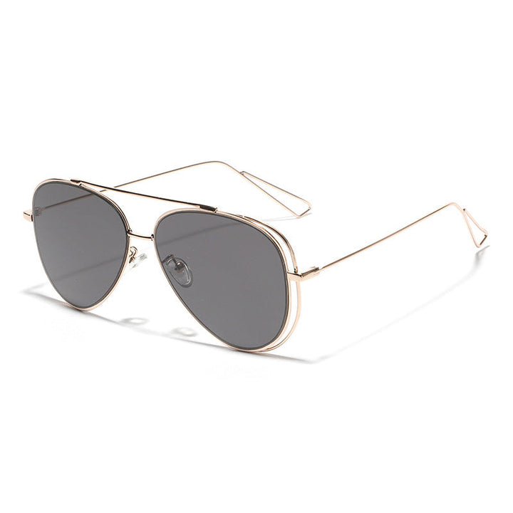 Kvindernes retro aviator solbriller med sølvmetalramme og spejlede linser