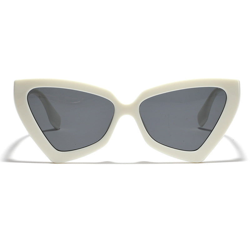 Kvinders Cat-Eye Solbriller med Spejl Linser og Robust Ramme