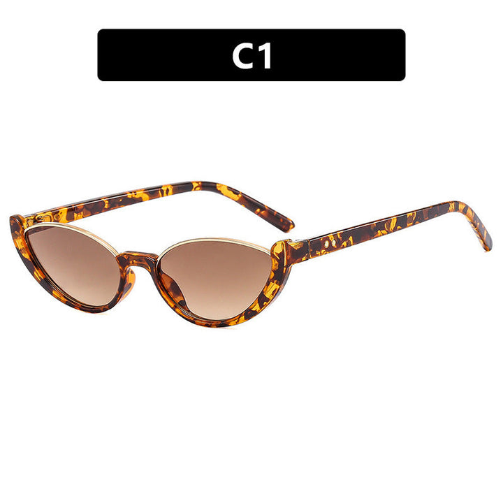 Dame Cat-Eye Solbriller med Spejl-linser og Elegant Ramme