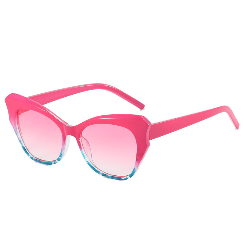 Kvinders Cat-Eye Solbriller med Ekstravagant Spejldesign