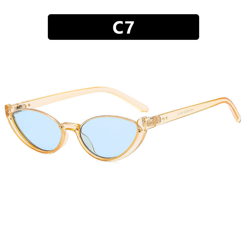Dame Cat-Eye Solbriller med Spejl-linser og Elegant Ramme