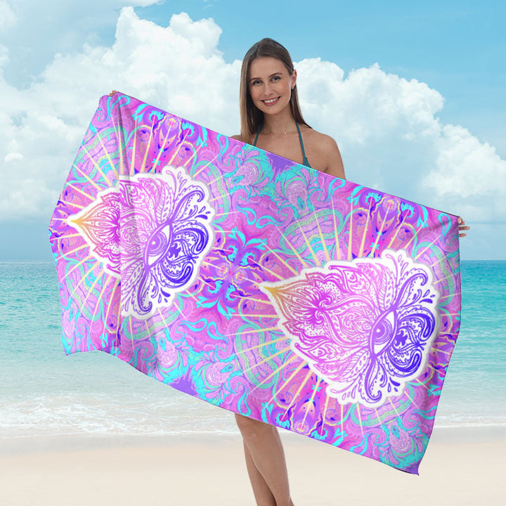 Strandtørklæde med spejlet mandala-design