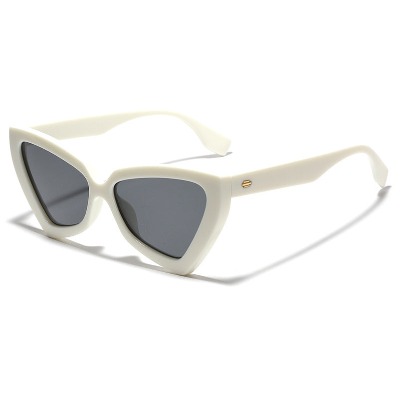 Kvinders Cat-Eye Solbriller med Spejl Linser og Robust Ramme