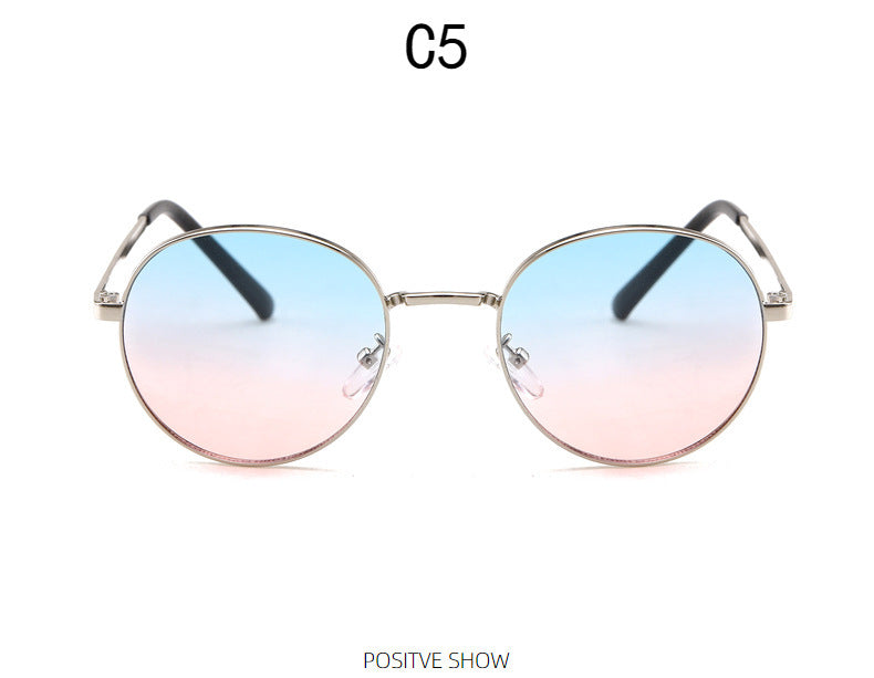Kvindernes fashionable solbriller med spejlet gradient