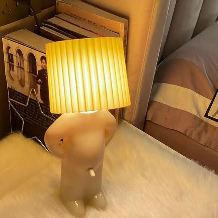 Lille Urolige Dreng Bordlampe