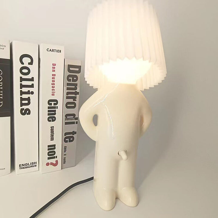 Lille Urolige Dreng Bordlampe