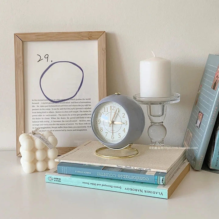 Retro Vintage Stil Guld Accent Vækkeur