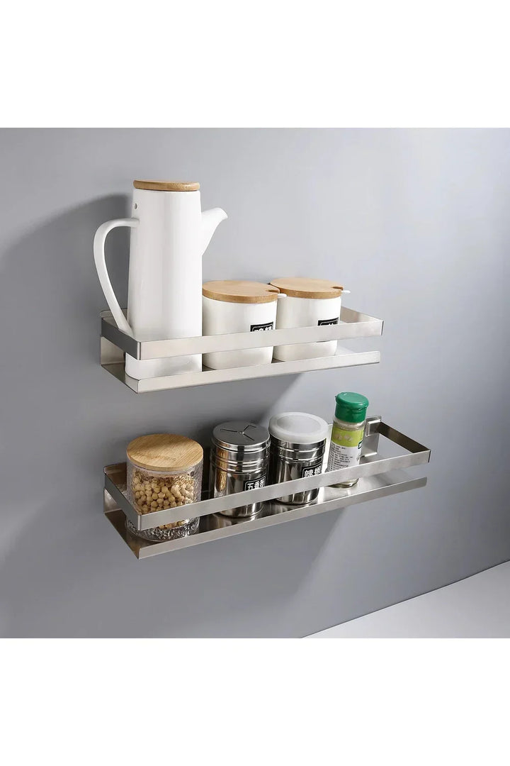 Moderne sorte flydende hylder