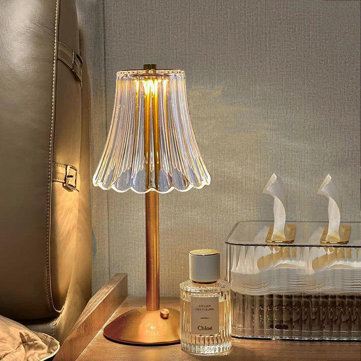 AuraGlow Bordlampe - Genopladelig LED Lampe med Dæmpningsfunktion