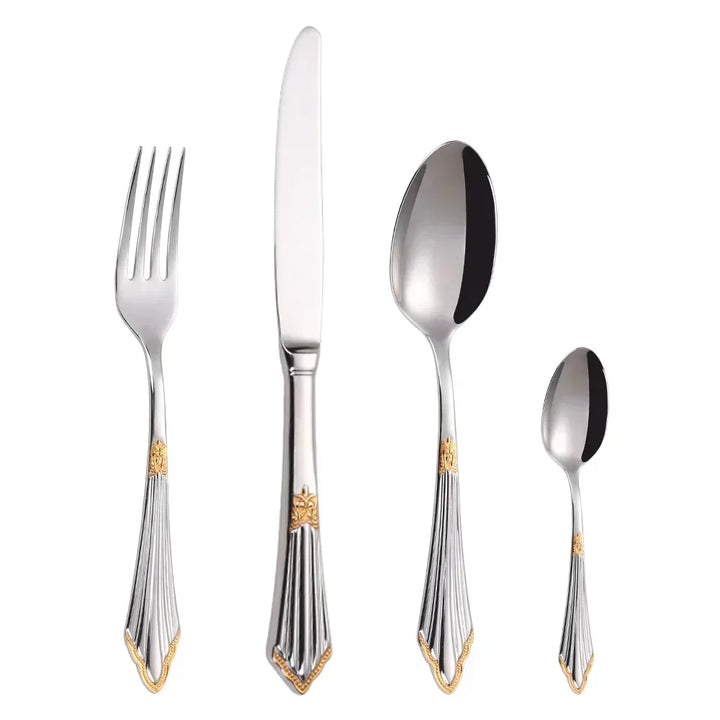 Elegant bestiksæt i guld design