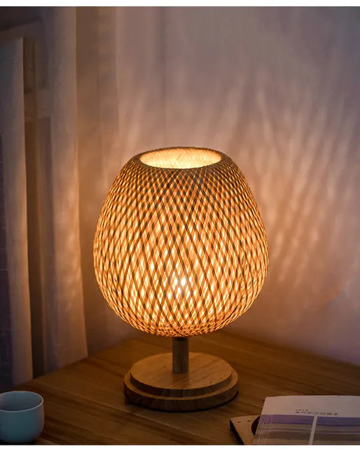 Rattanlampe - Trinvist dæmpbar kurvlampe til soveværelse og stueindretning