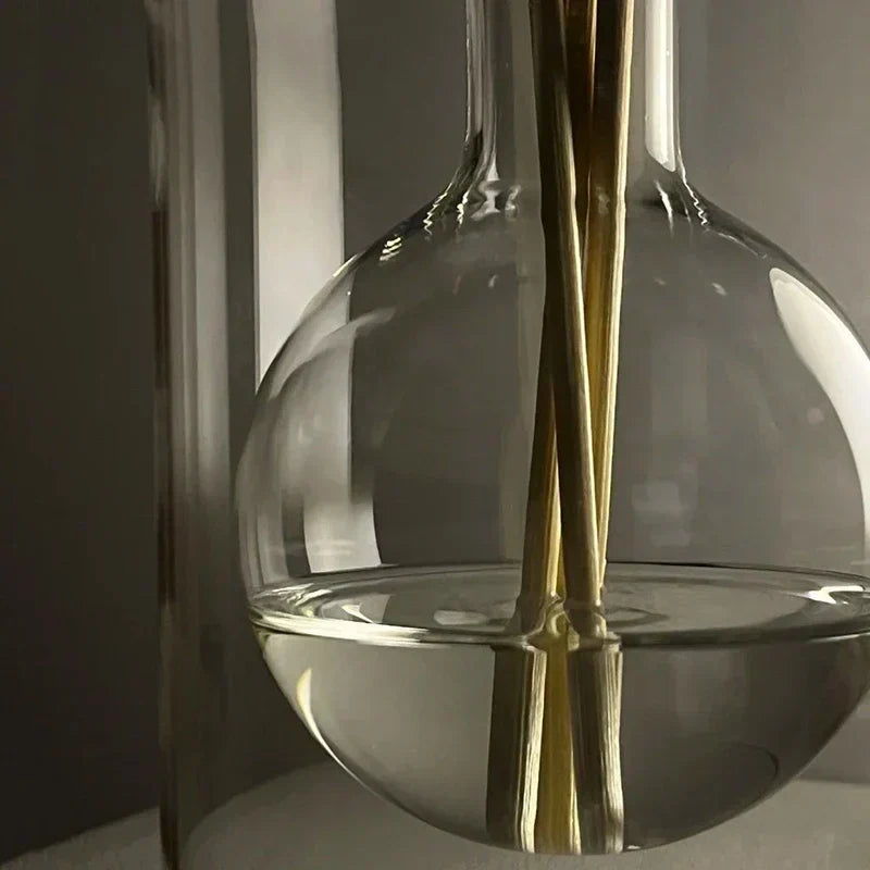 AromaLuxe – Elegant duft diffuser med minimalistisk design til en beroligende atmosfære