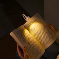 Mini Boglys - Bærbart Klemme-Natlys med USB-Opladning, Dæmpbar LED til Soveværelse, Øjenbeskyttelse og Camping - 360° Flip Klemme Boglampe