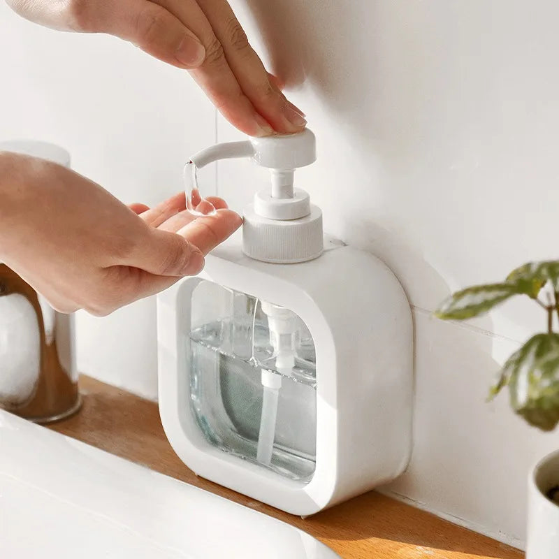 SkandiPure Sæbe Dispenser – Minimalistisk Nordisk Design til Moderne Rum
