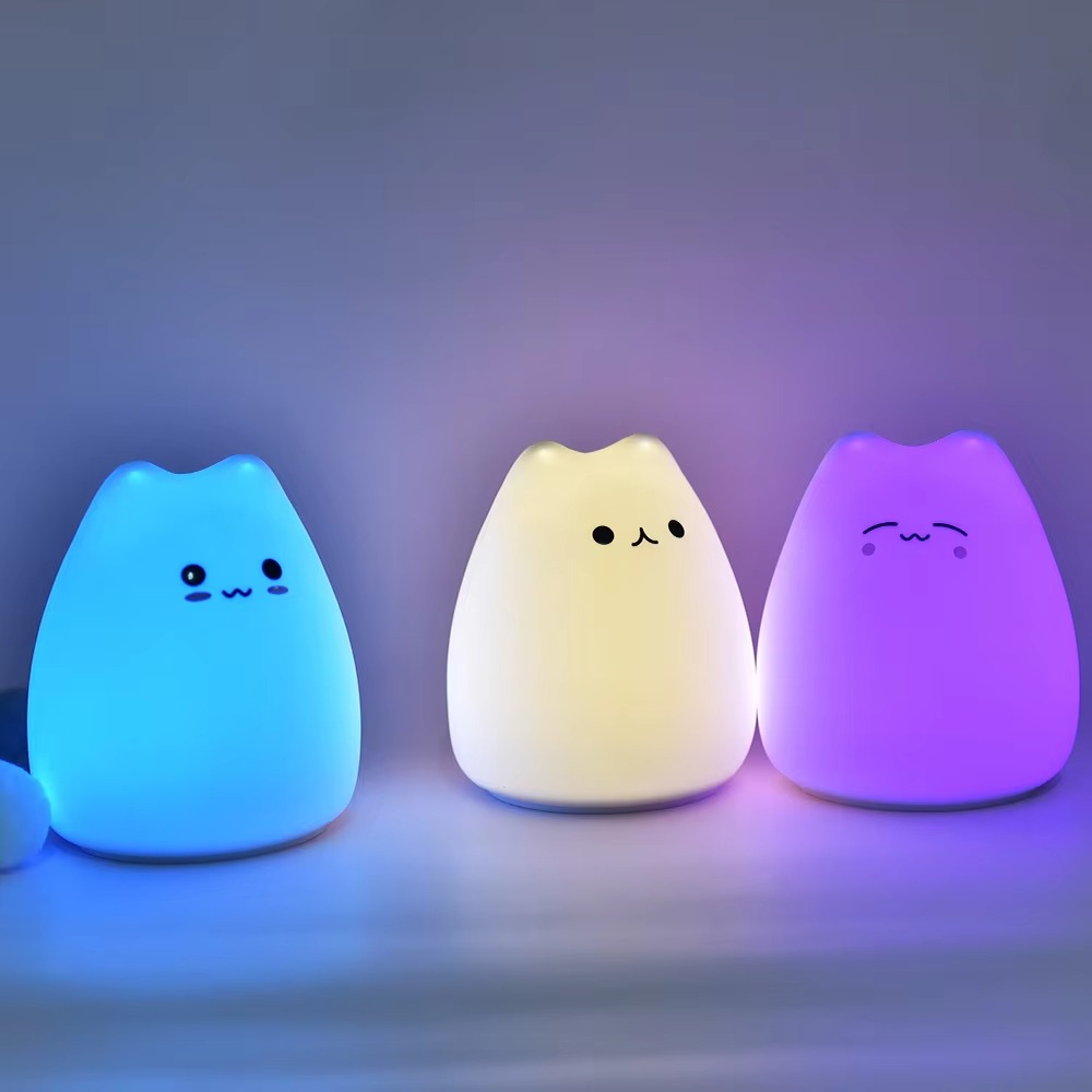 Charmerende Kat Silikone Nattelys med 7-farvet Touch Sensor