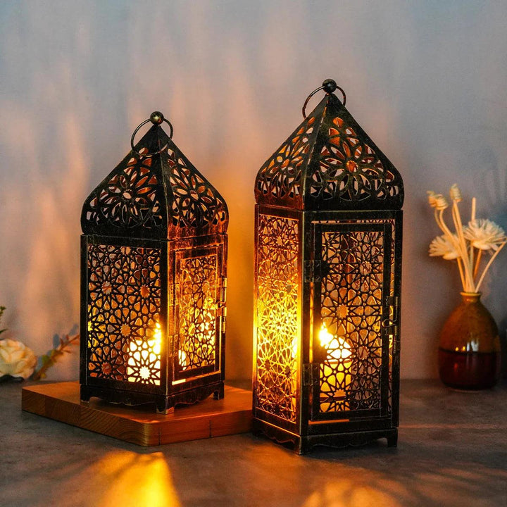 Mystique Oriental Lantern - Vintage Lysestage
