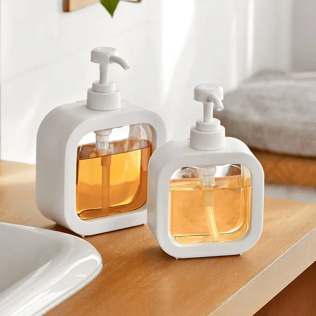 SkandiPure Sæbe Dispenser – Minimalistisk Nordisk Design til Moderne Rum