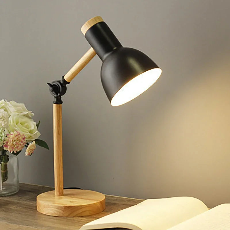 Farverig Træ Bordlampe