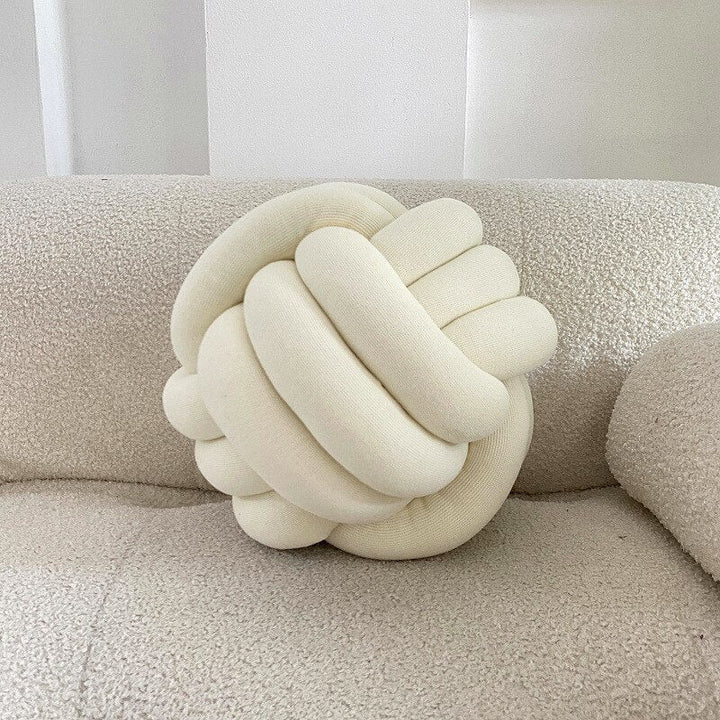Knot Pude