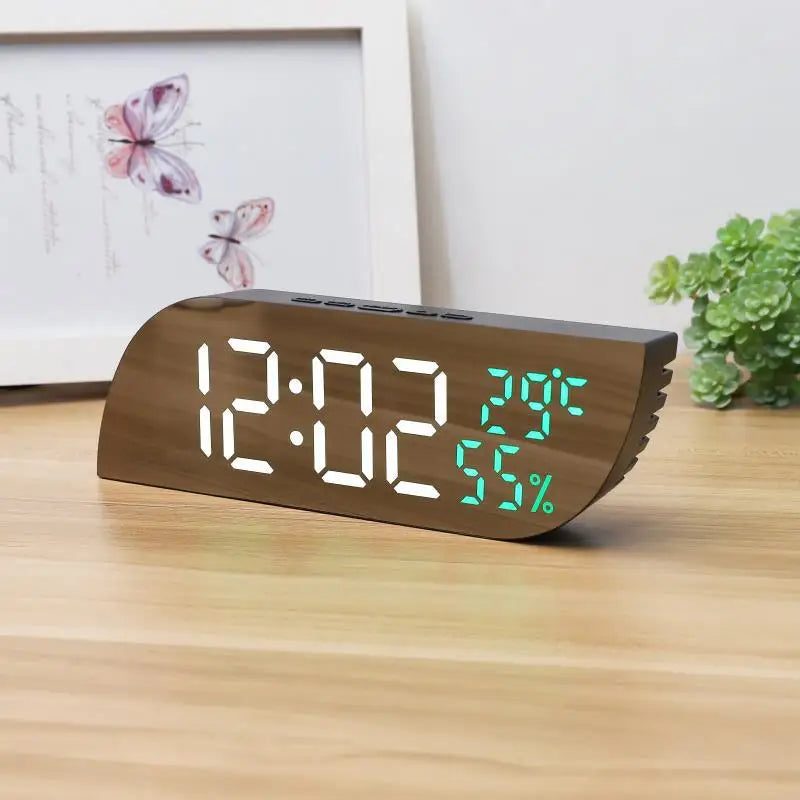 LED Digital Vækkeur med Dobbelt Display &amp; Ubegrænset Snooze