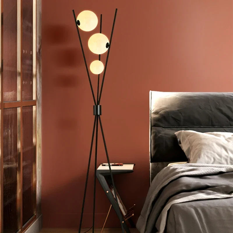 LunaGlow 3D Måne Gulvlampe moderne design med tripod LED!