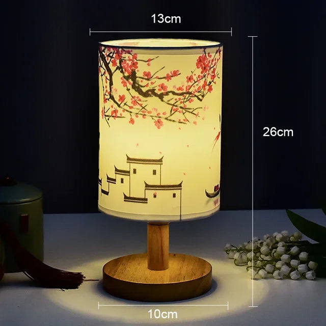 Dæmpbar LED natlampe med stofskærm i blommeblomst – Perfekt natlampe til soveværelset