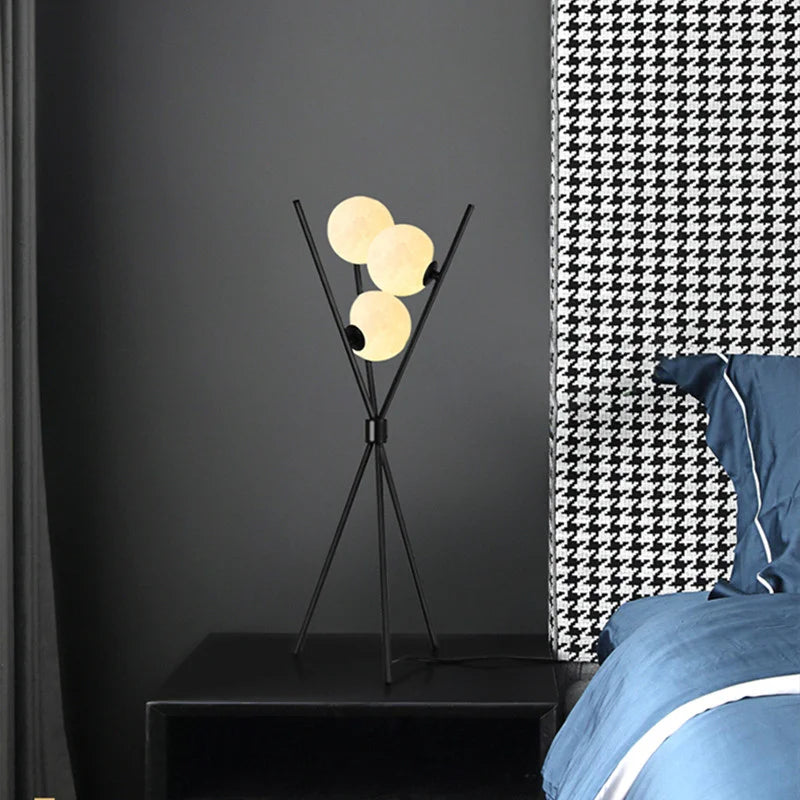 LunaGlow 3D Måne Gulvlampe moderne design med tripod LED!