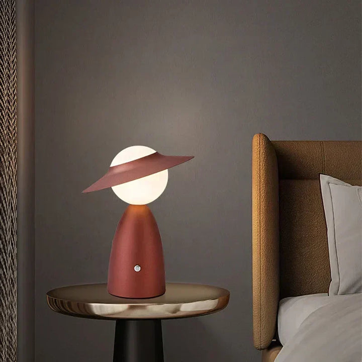 Batteri Bordlampe Mand med Hat