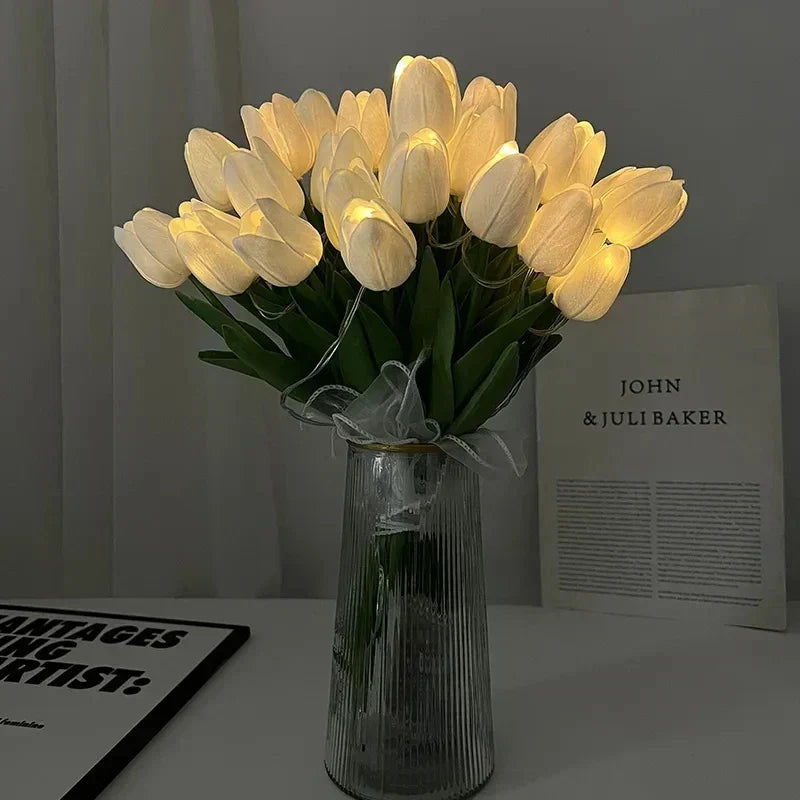 TulipGlow - Bærbar LED Tulipan Natlampe