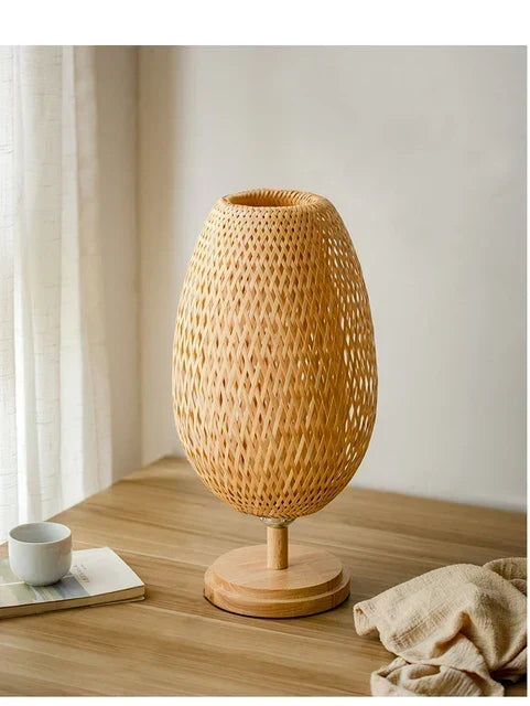 Rattanlampe - Trinvist dæmpbar kurvlampe til soveværelse og stueindretning