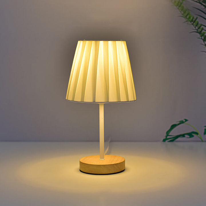 Nordisk Vintage Stof Cone Massivt Træ LED Bordlampe
