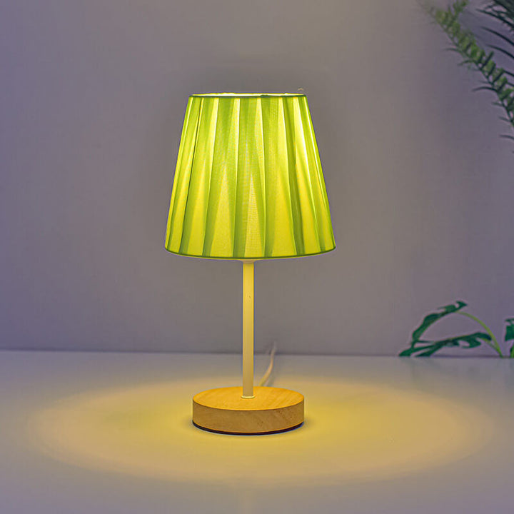 Nordisk Vintage Stof Cone Massivt Træ LED Bordlampe