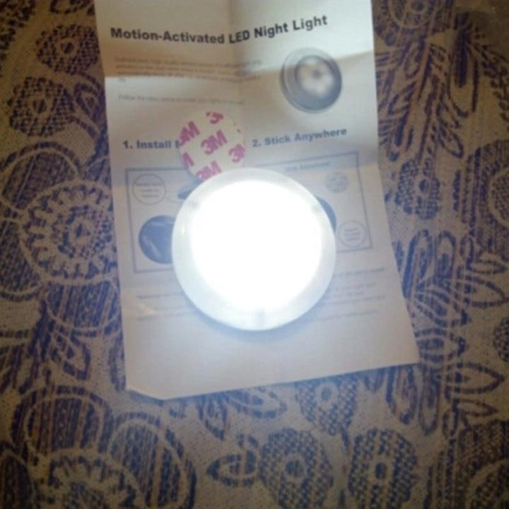 IcoolGadgets Infrarød PIR Bevægelsessensor 6 LED Natlys Trådløs Detektorlamp Væglampe Lys Automatisk Tænd/Sluk Skab Batteridrevet