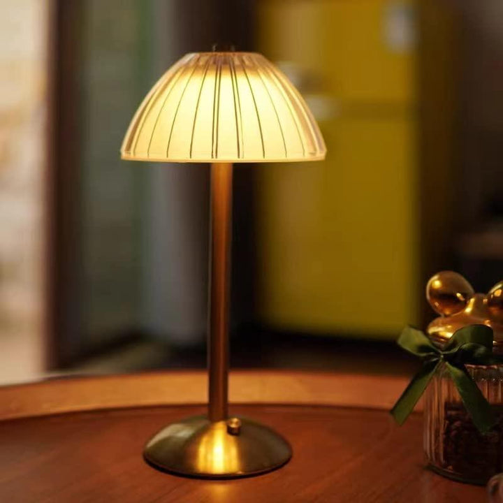 AuraGlow Bordlampe - Genopladelig LED Lampe med Dæmpningsfunktion
