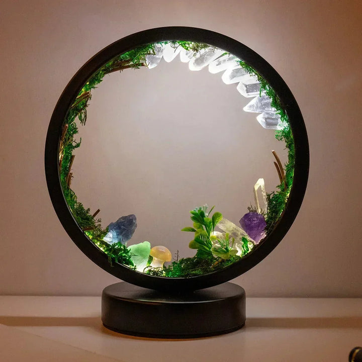 Elegant natlampe - Rund ramme - Grønne krystaller - Chic dekoration