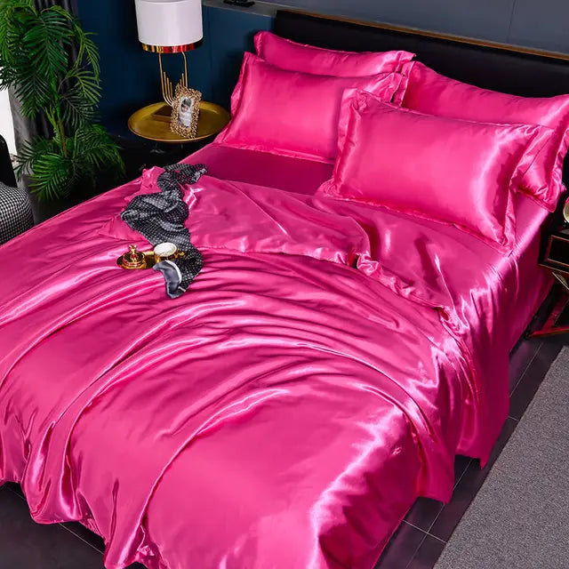 SatinLuxe Dynecover - Luksuriøst Satin Dynecover til Dit Soveværelse