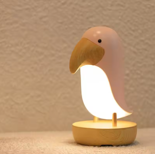 Genopladelig natlampe i fugledesign