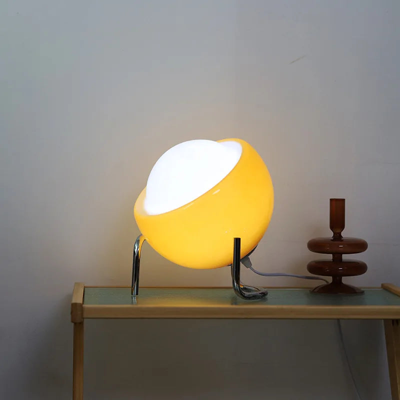 Aurivio Bordlampe | Glas &amp; Rustfrit Stål | Retro-Nordisk Design | LED Natlampe Beige/Orange | Ø21×H25 cm